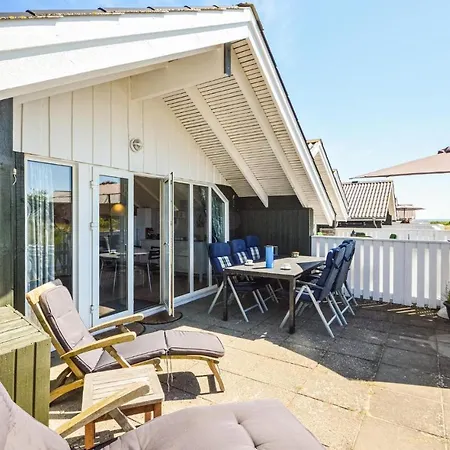 Holiday home 3 Bedroom Awesome In Romo Havneby